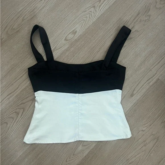 Princess Polly top - Picture 3 of 4